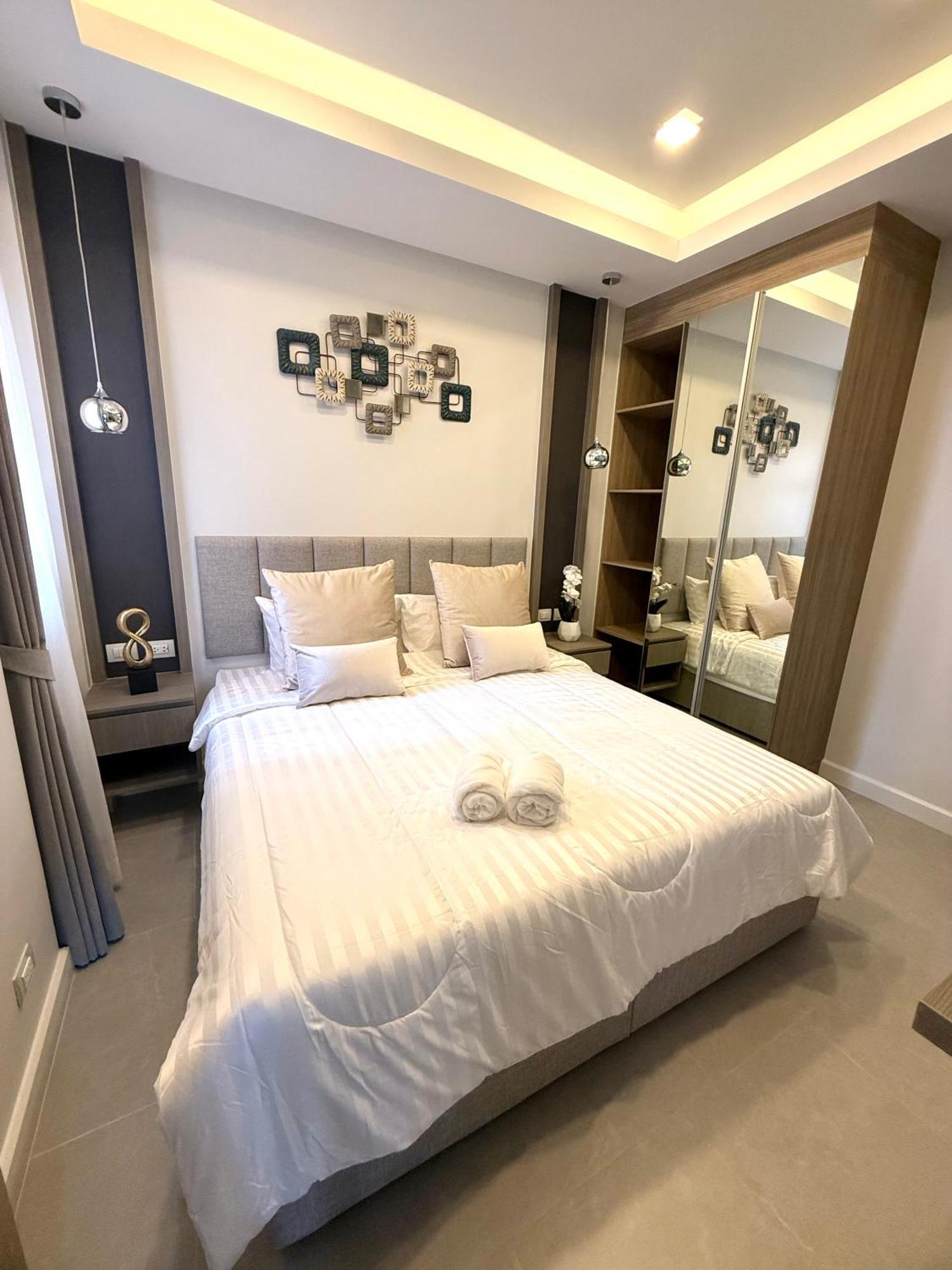 Zensiri Stylish Brand New Pool Villa *