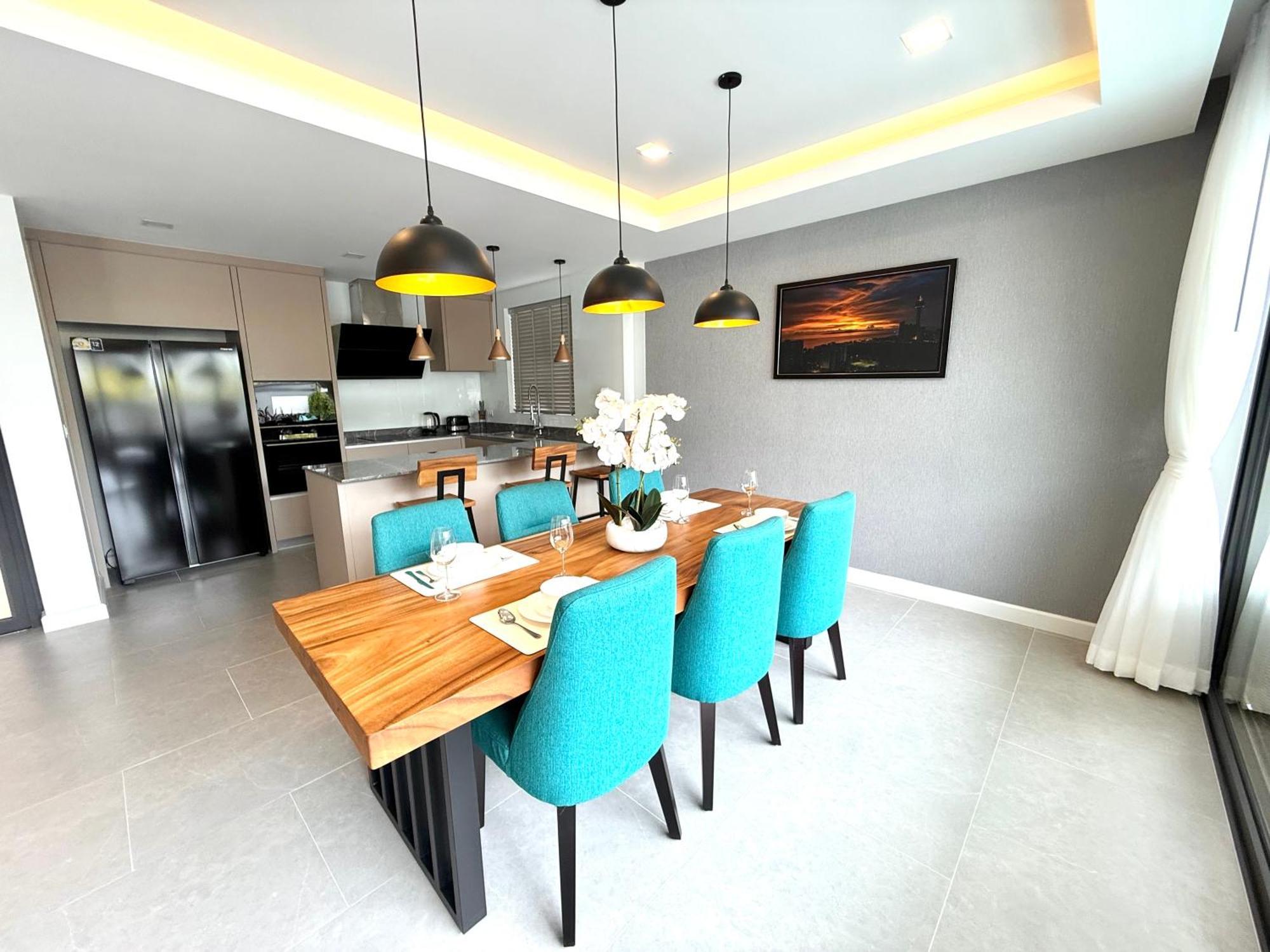 Zensiri Stylish Brand New Pool Villa Pattaya