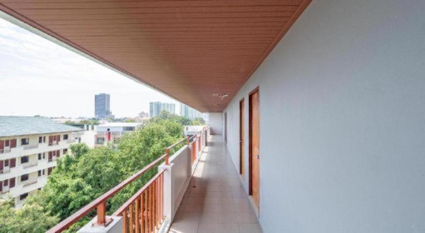 Oyo 75367 Ud Hotel 3*