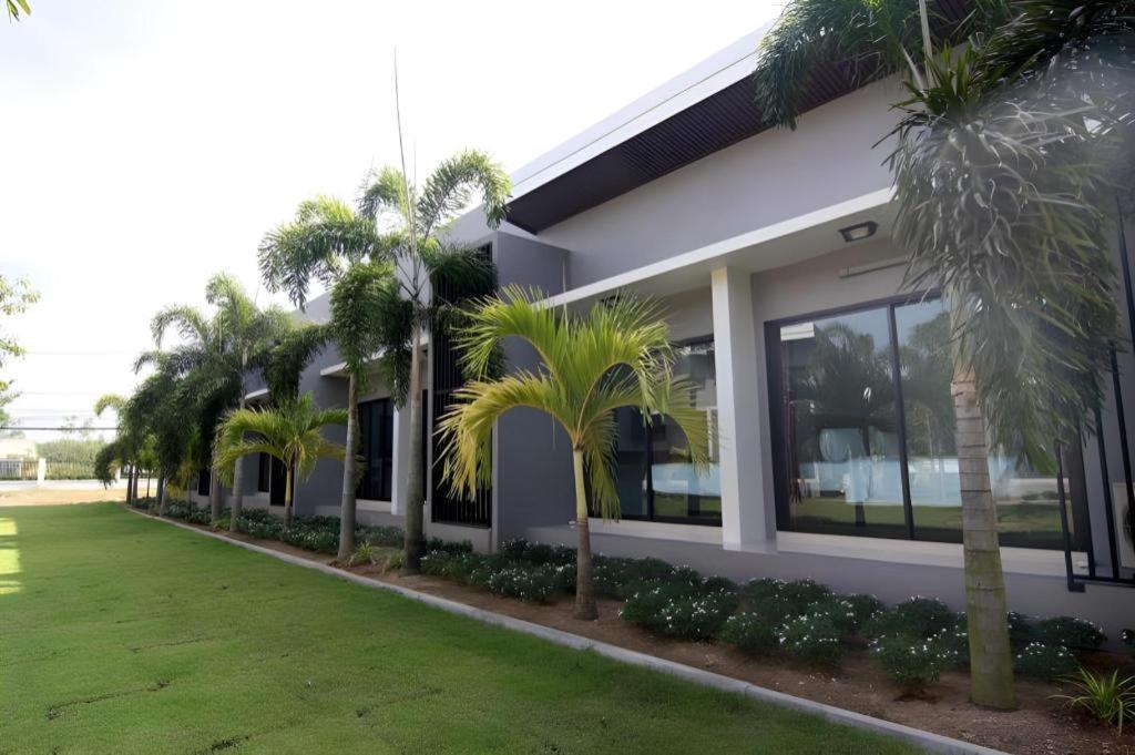 Hotel Sritrakul Place