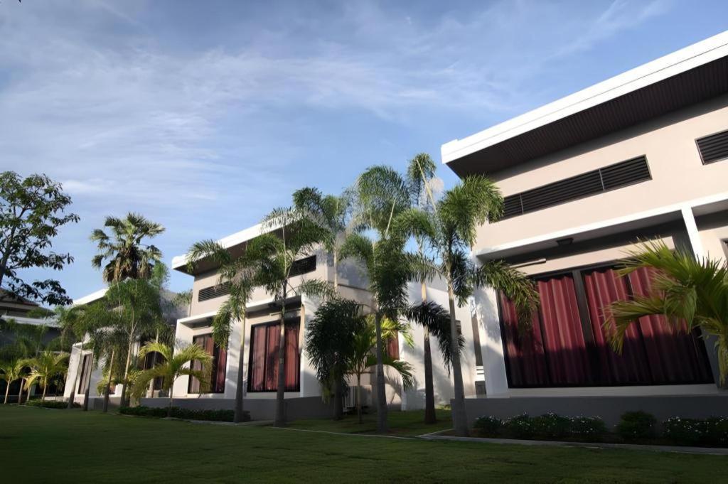 Hotel Sritrakul Place