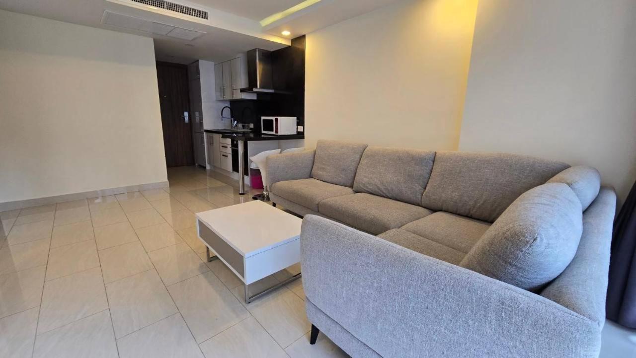 Grand Avenue By Fantasea Apartment Pattaya