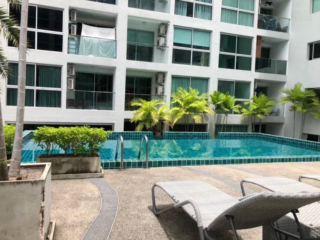 Park Royal 3, Pratamnak Soi 6,