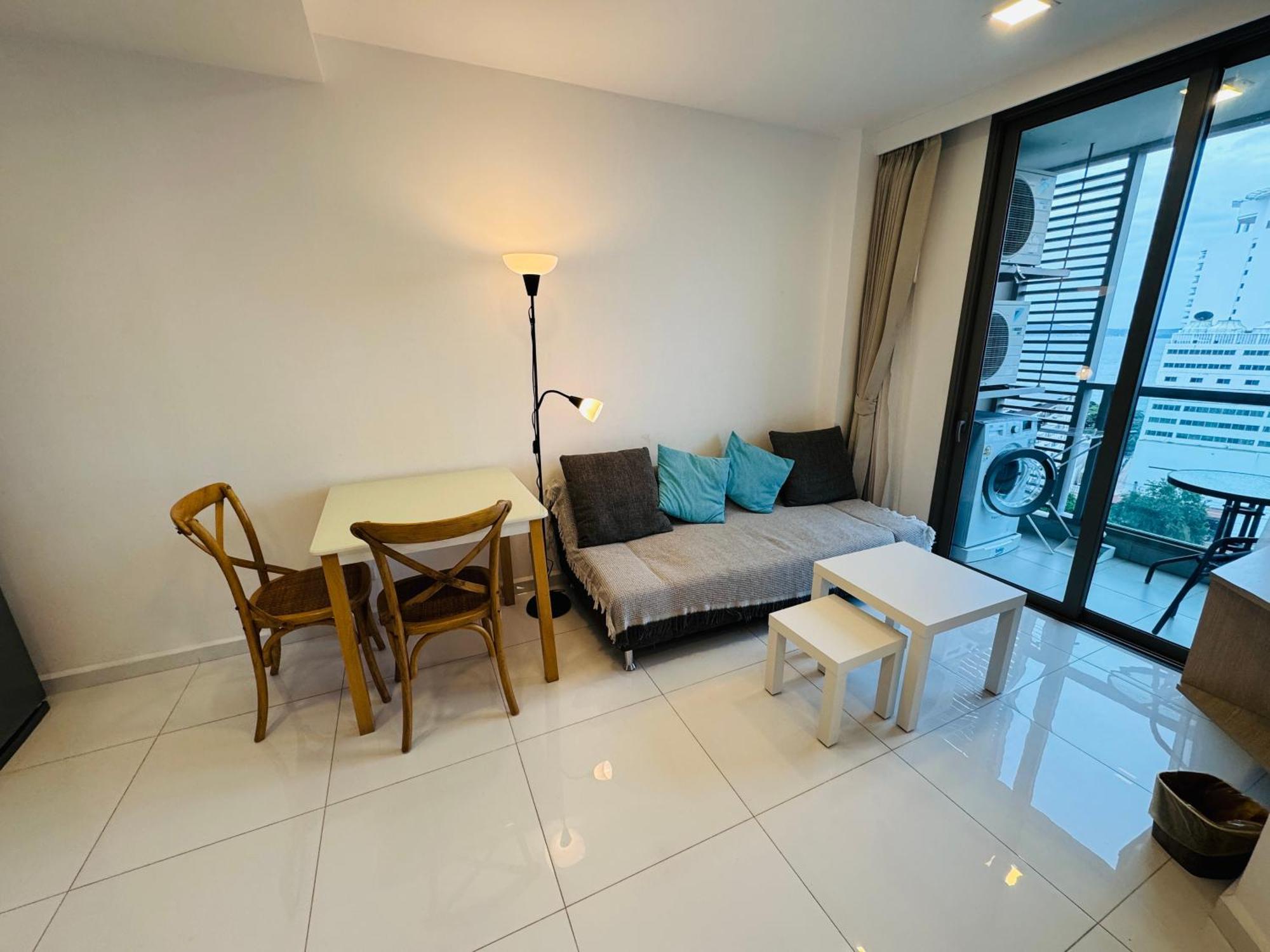 Pattaya, 1 Bed , Cozy , Near , Fast Wifi * Pattaya