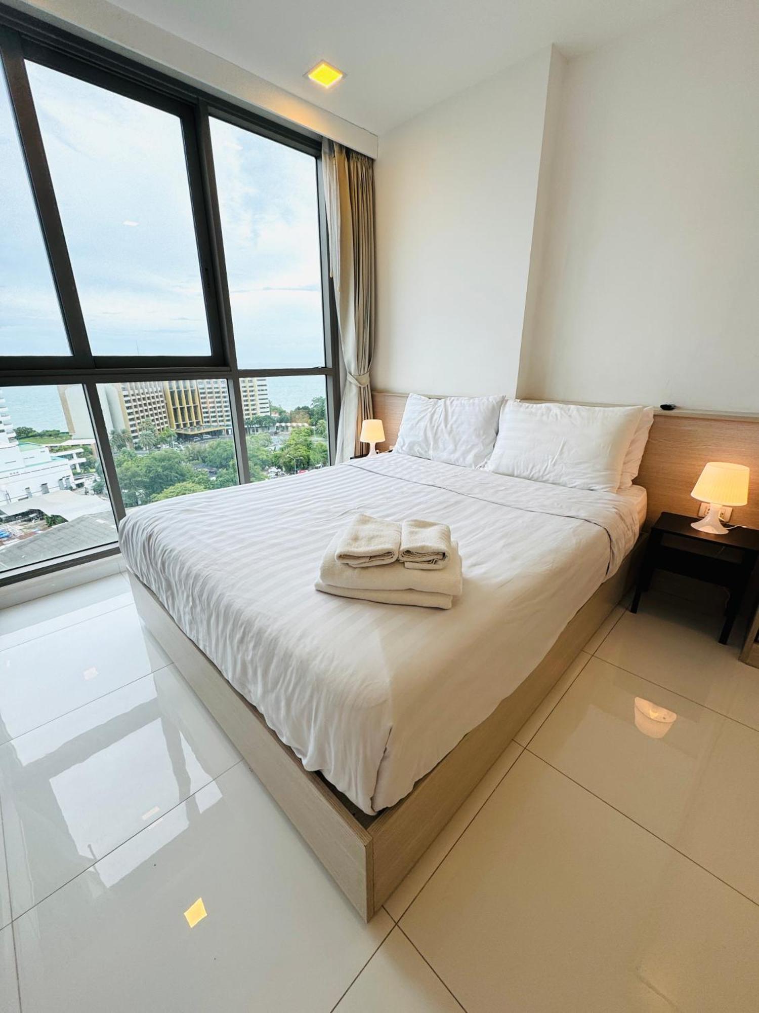 Pattaya, 1 Bed , Cozy , Near , Fast Wifi Apartment Pattaya