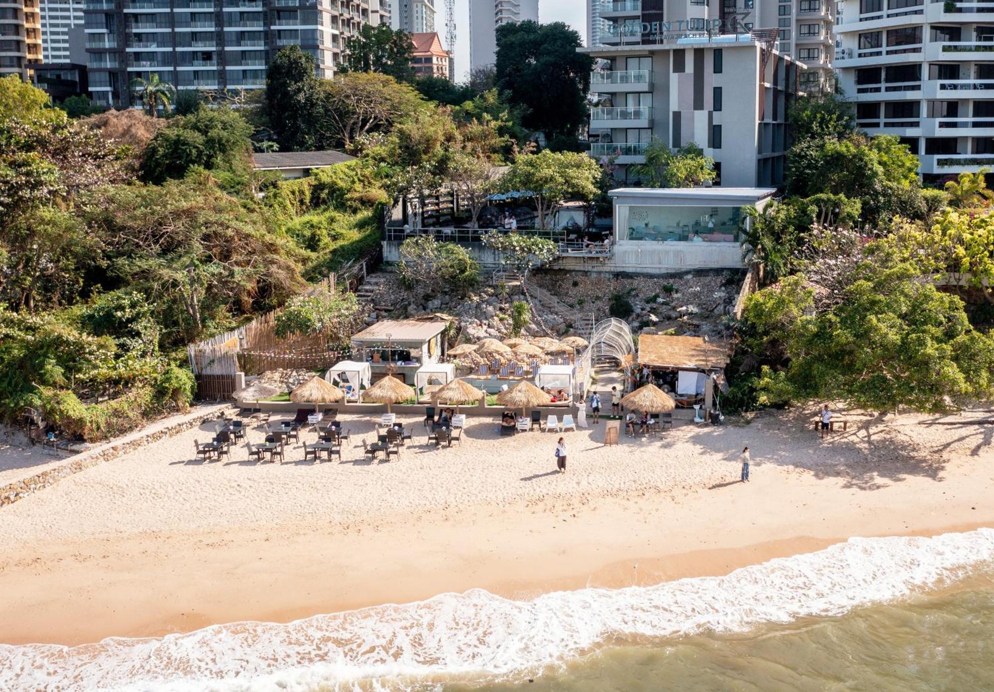 โกลเดน ทิวลิป พัทยา บีช รีสอร์ต 5* Pattaya