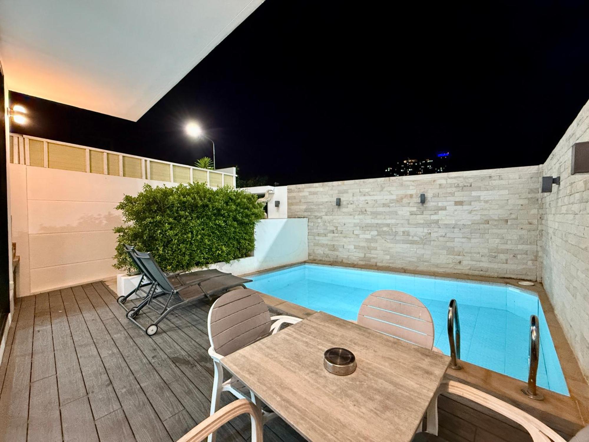 Pool 179 Nearby Walking Street Villa *