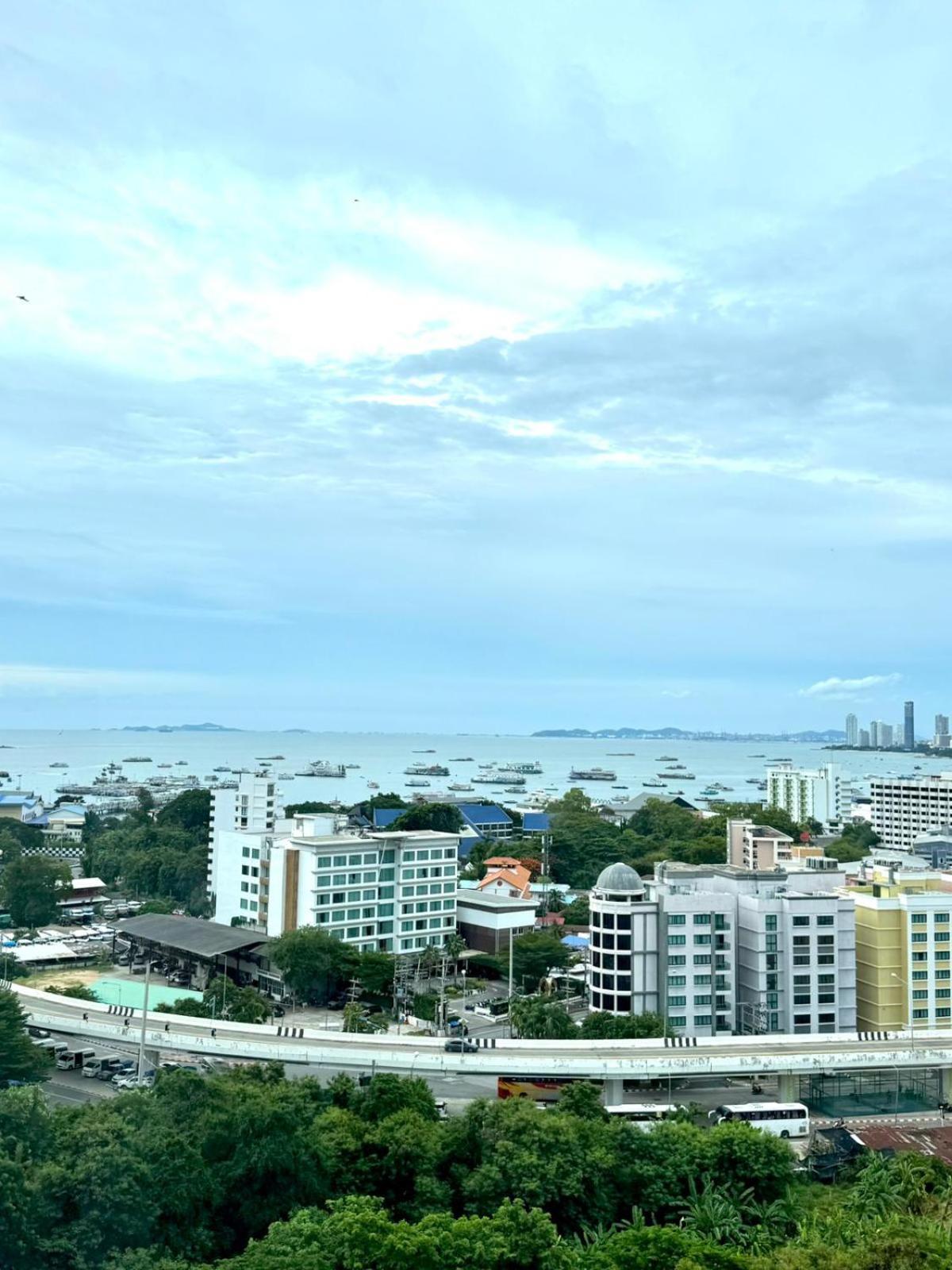 Unixx South Apartment