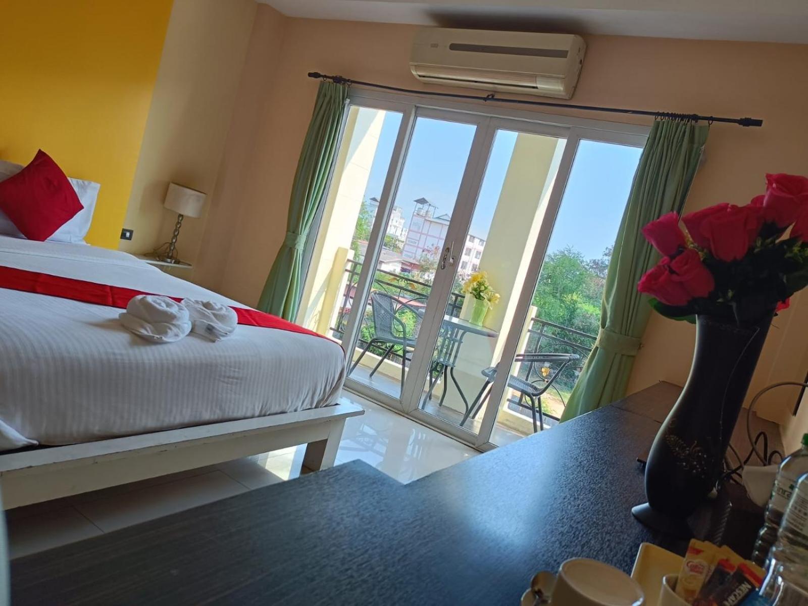 Moonlight - Near Walking Street Hotel Pattaya