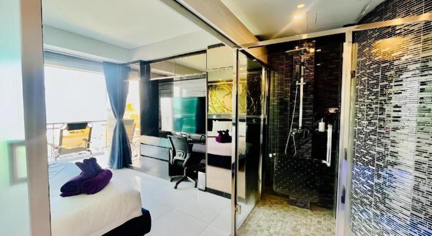 Hotel The Globe Hotel, Bar & Restaurant Pattaya
