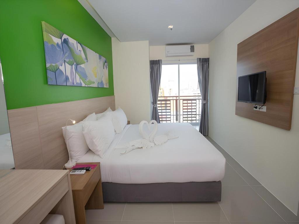 R-Con Hotel @ Siam Hotel 3*