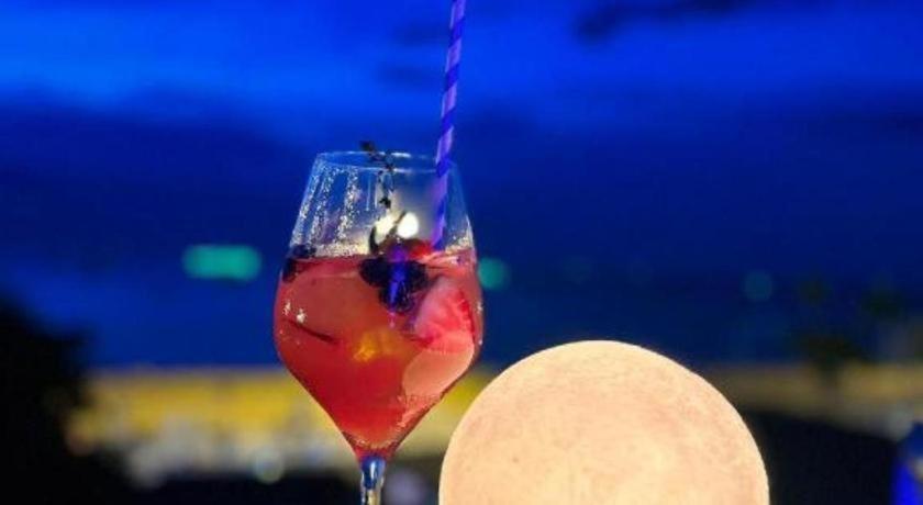 Hotel The Globe Hotel, Bar & Restaurant Pattaya
