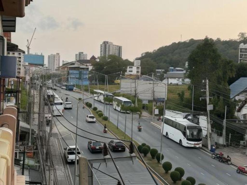 Mr.mac's Place Hotel 2*