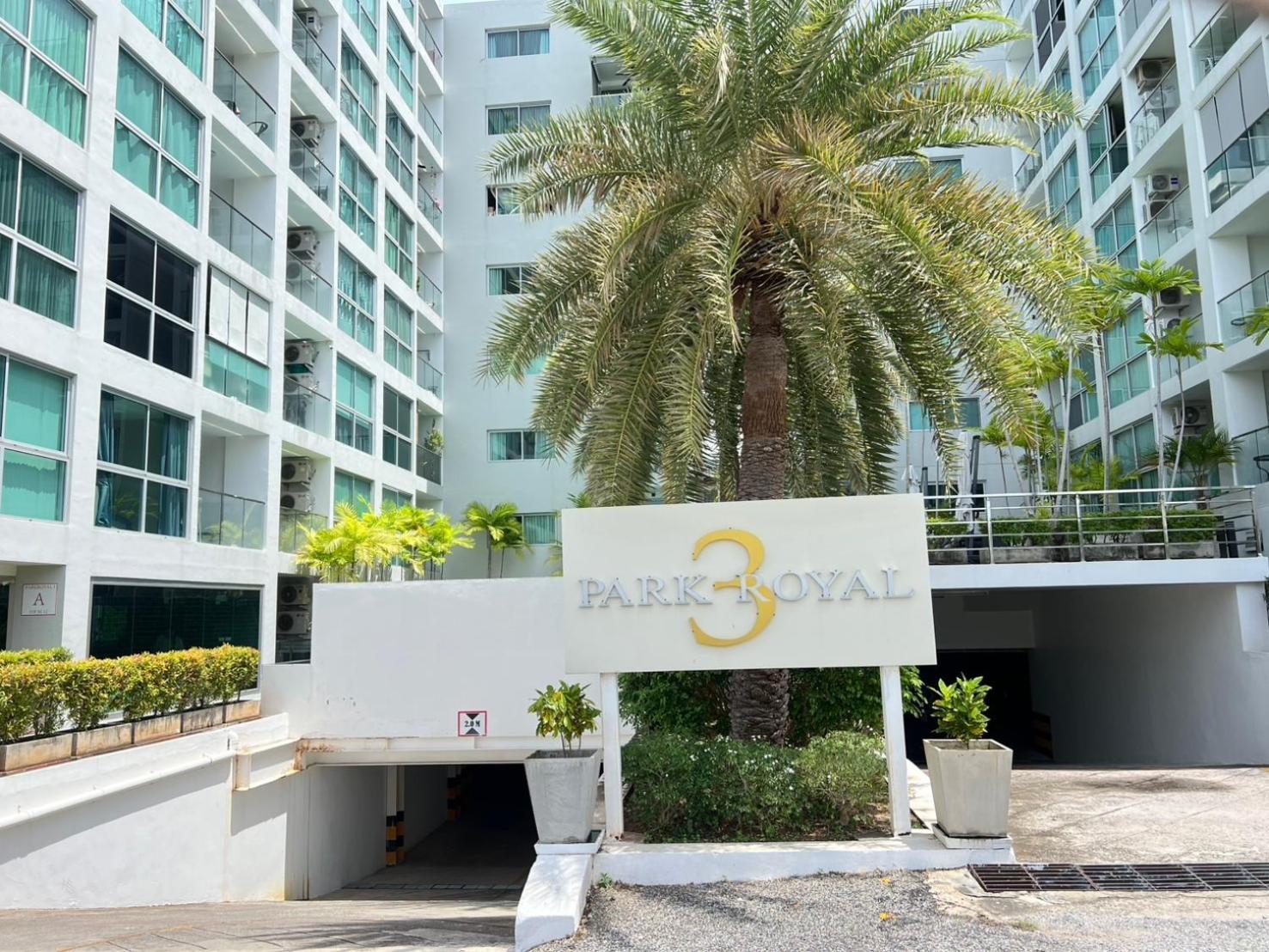 Park Royal 3, Pratamnak Soi 6, *