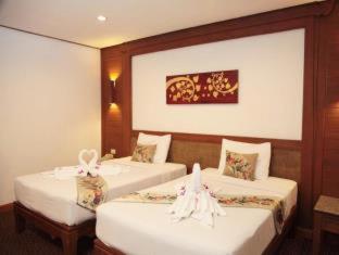 Royal Twins Palace Hotel