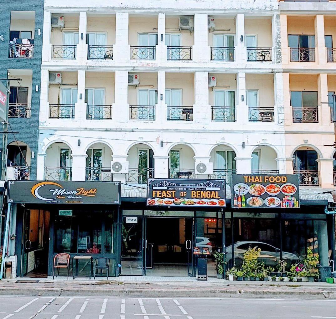 Moonlight - Near Walking Street