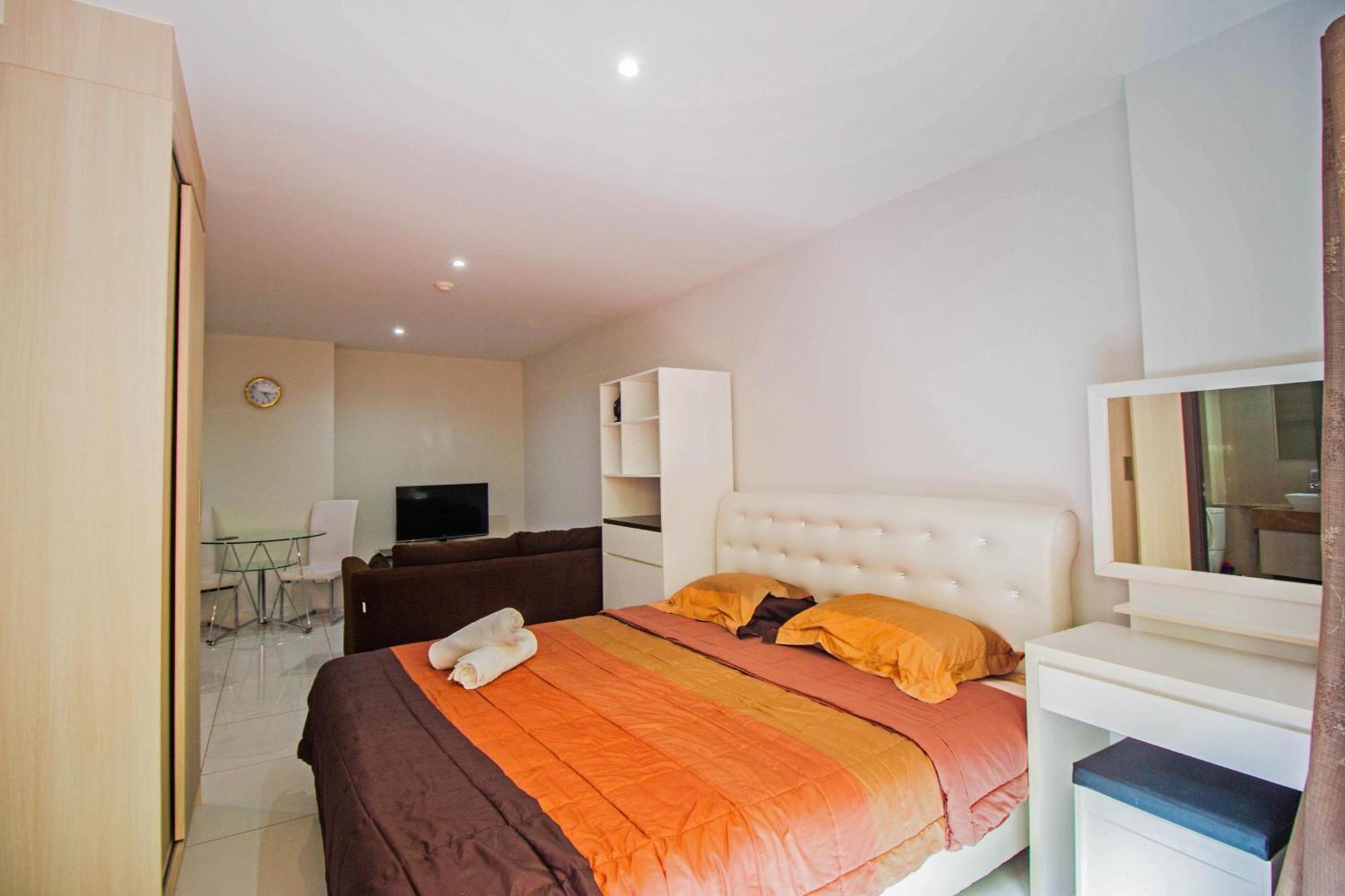 The Place Pratumnak By Sunny Apartment