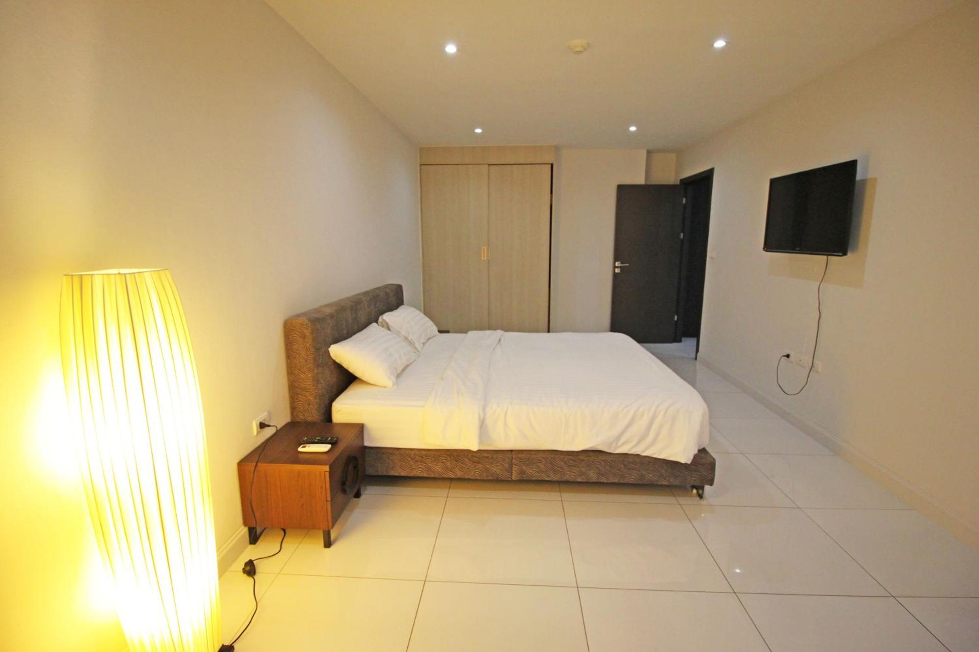 The Place Pratumnak By Sunny *