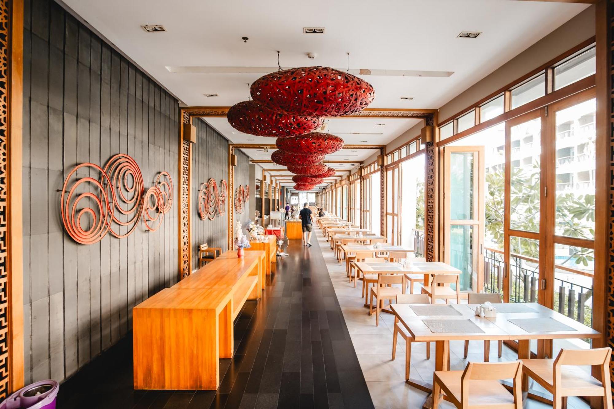 Welcome World Beachfront