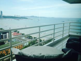 Apartment View Talay 6 By Honey Pattaya