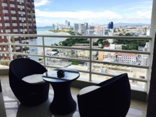 Apartment View Talay 6 By Honey *