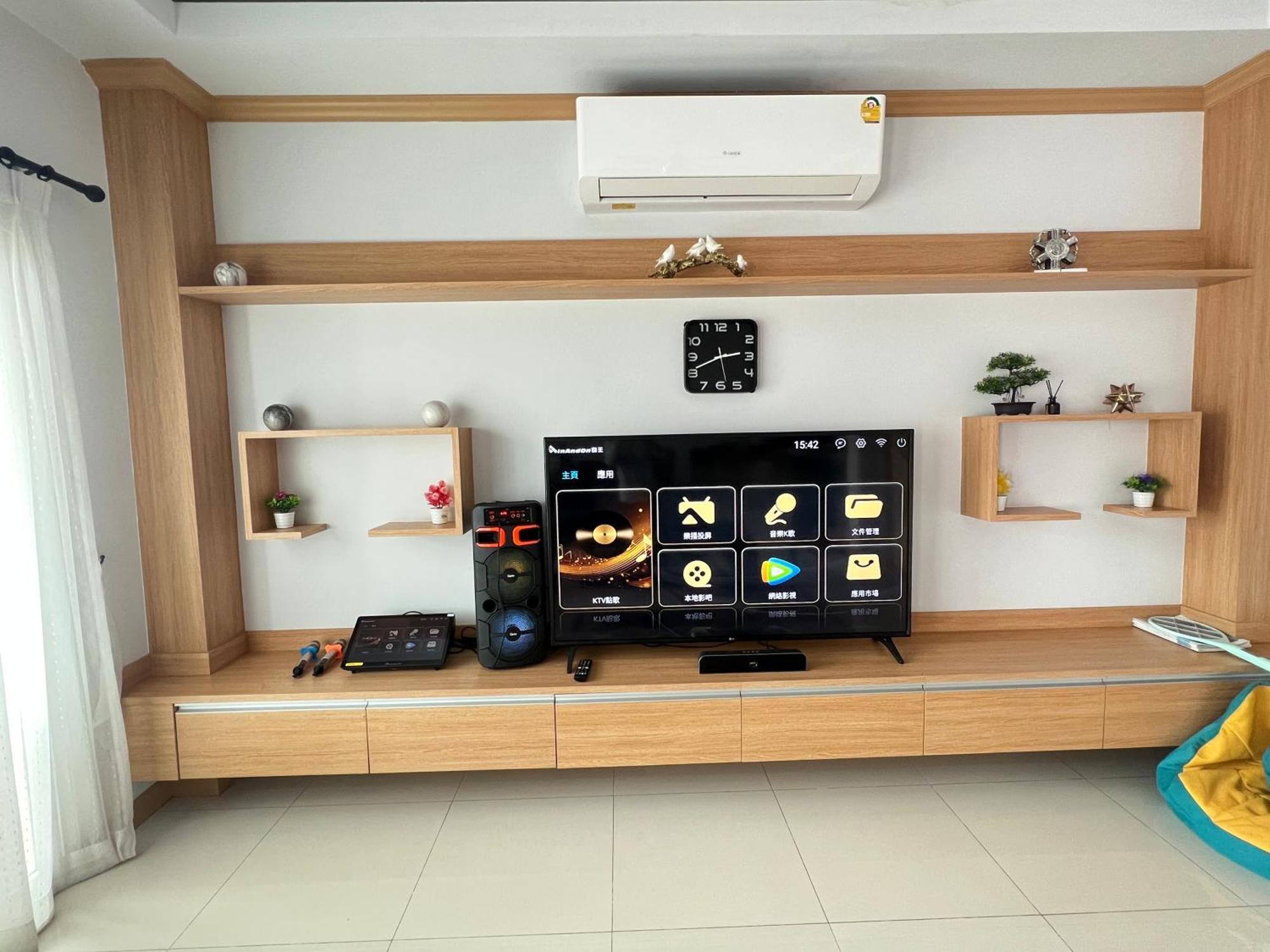 Relax Pool Near Walking Street,jacuzzi ,bbq 5bed 6bath House54 Villa Pattaya