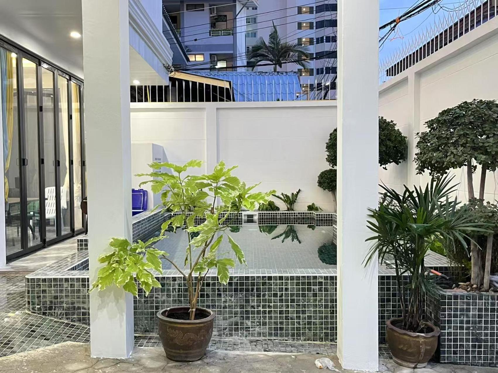 Walking St 3km, 5 Bedroom Villa *