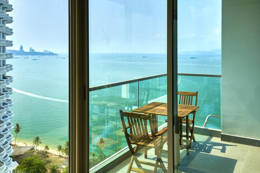 W Tower By Fantasea Apartment Pattaya