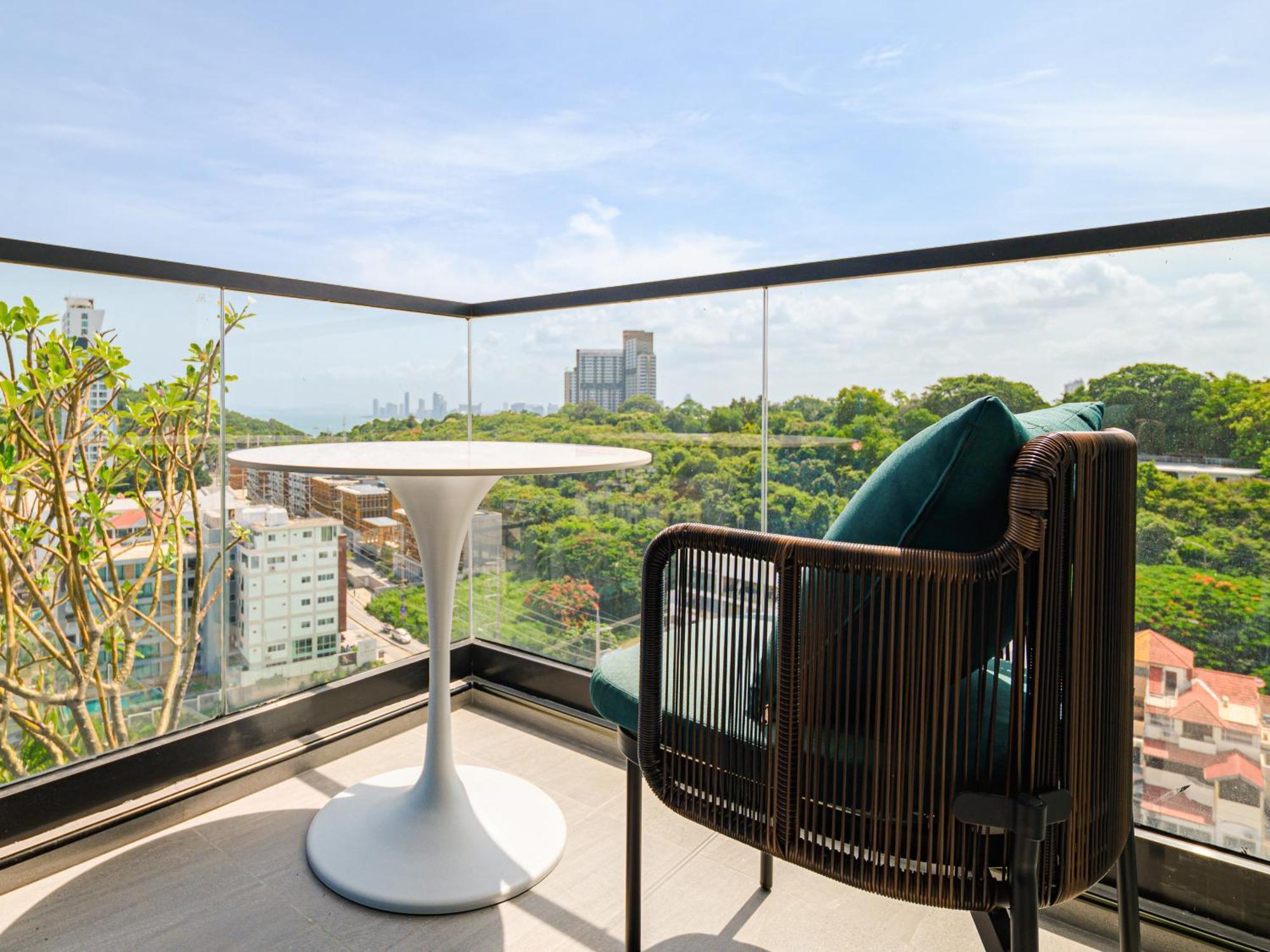 Beverly Mountain Bay, Trademark Collection By Wyndham Pattaya