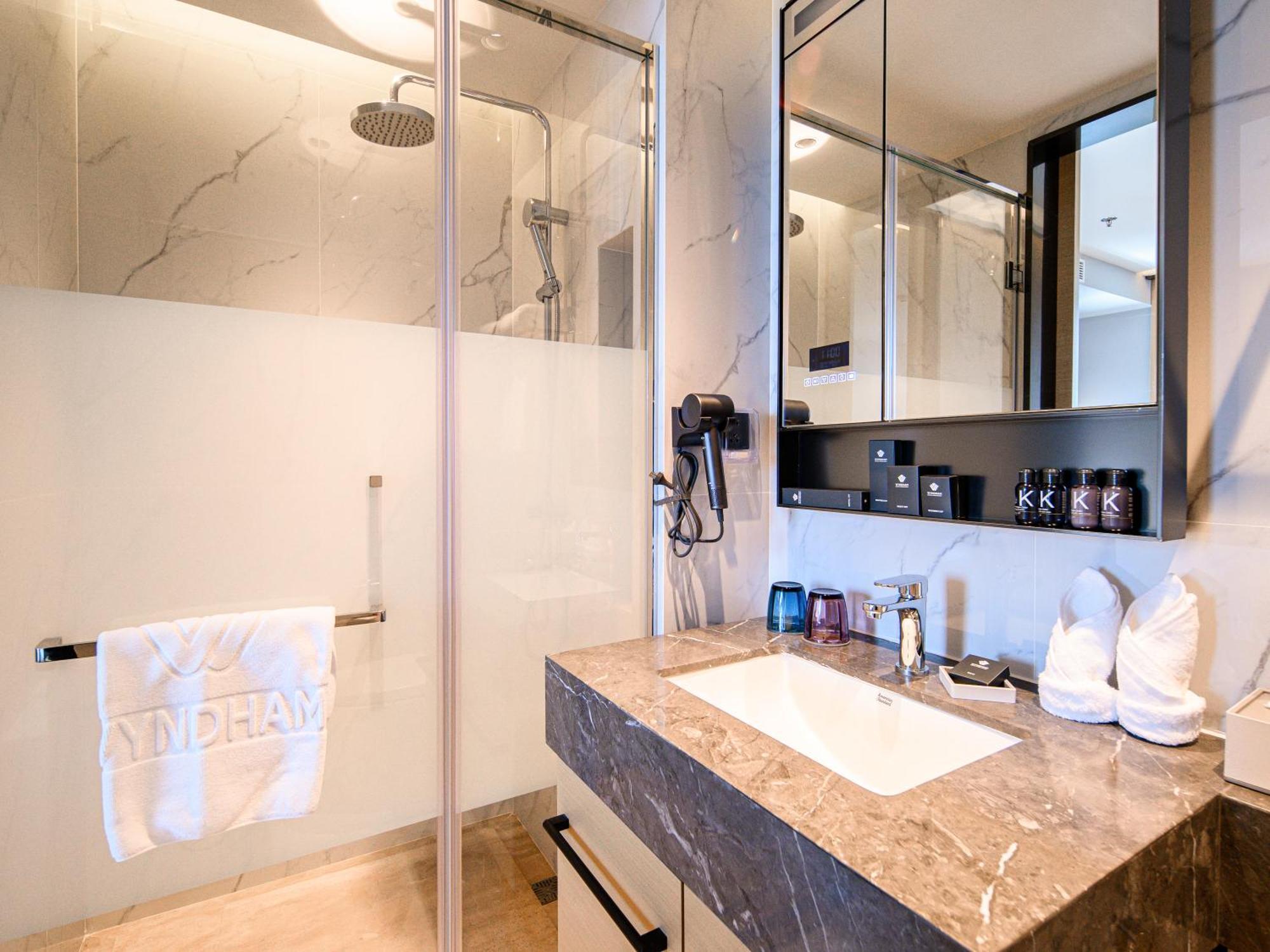 Beverly Mountain Bay, Trademark Collection By Wyndham Hotel Pattaya