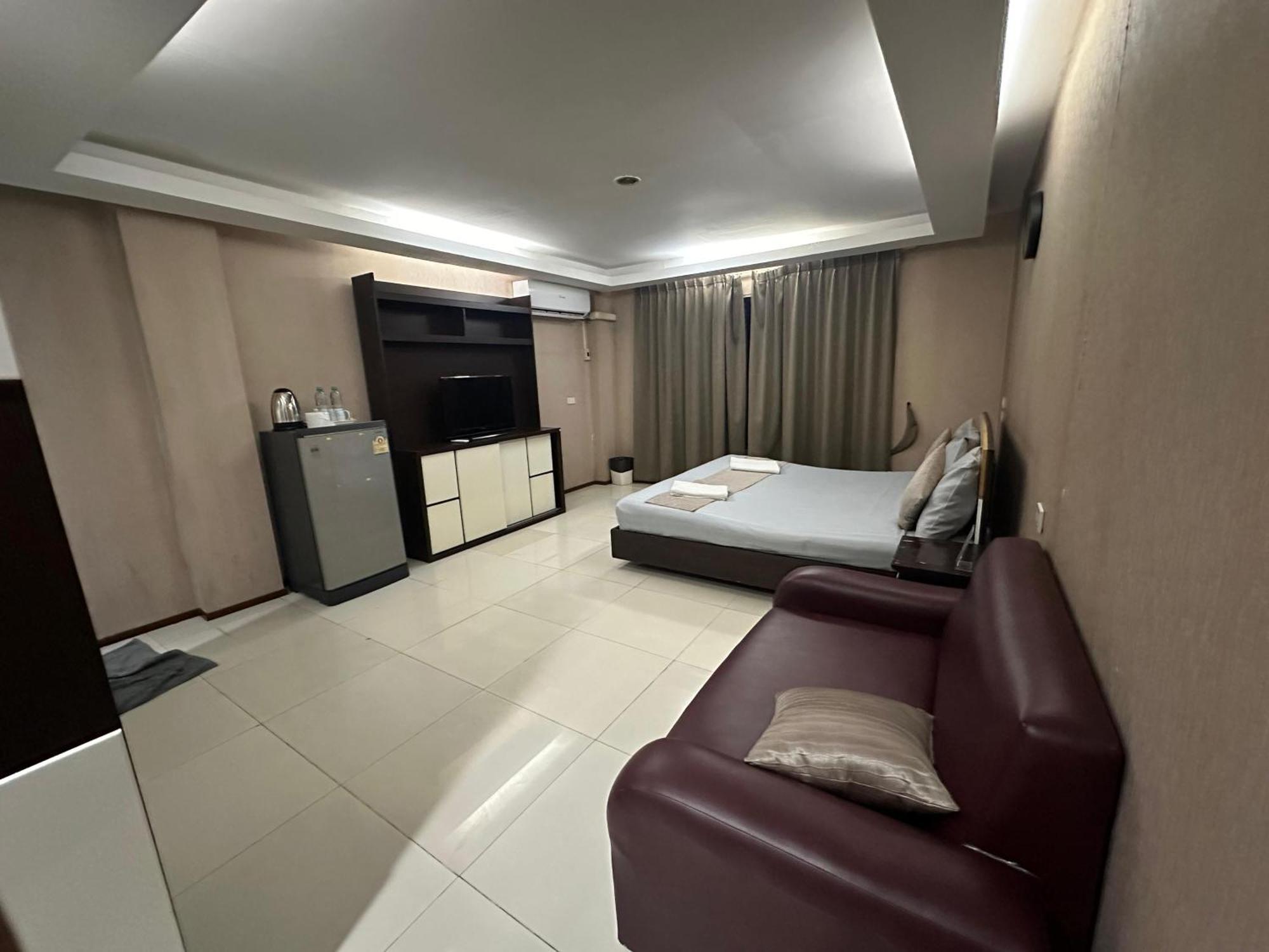 Hotel Hop Stays-pattaya 2*