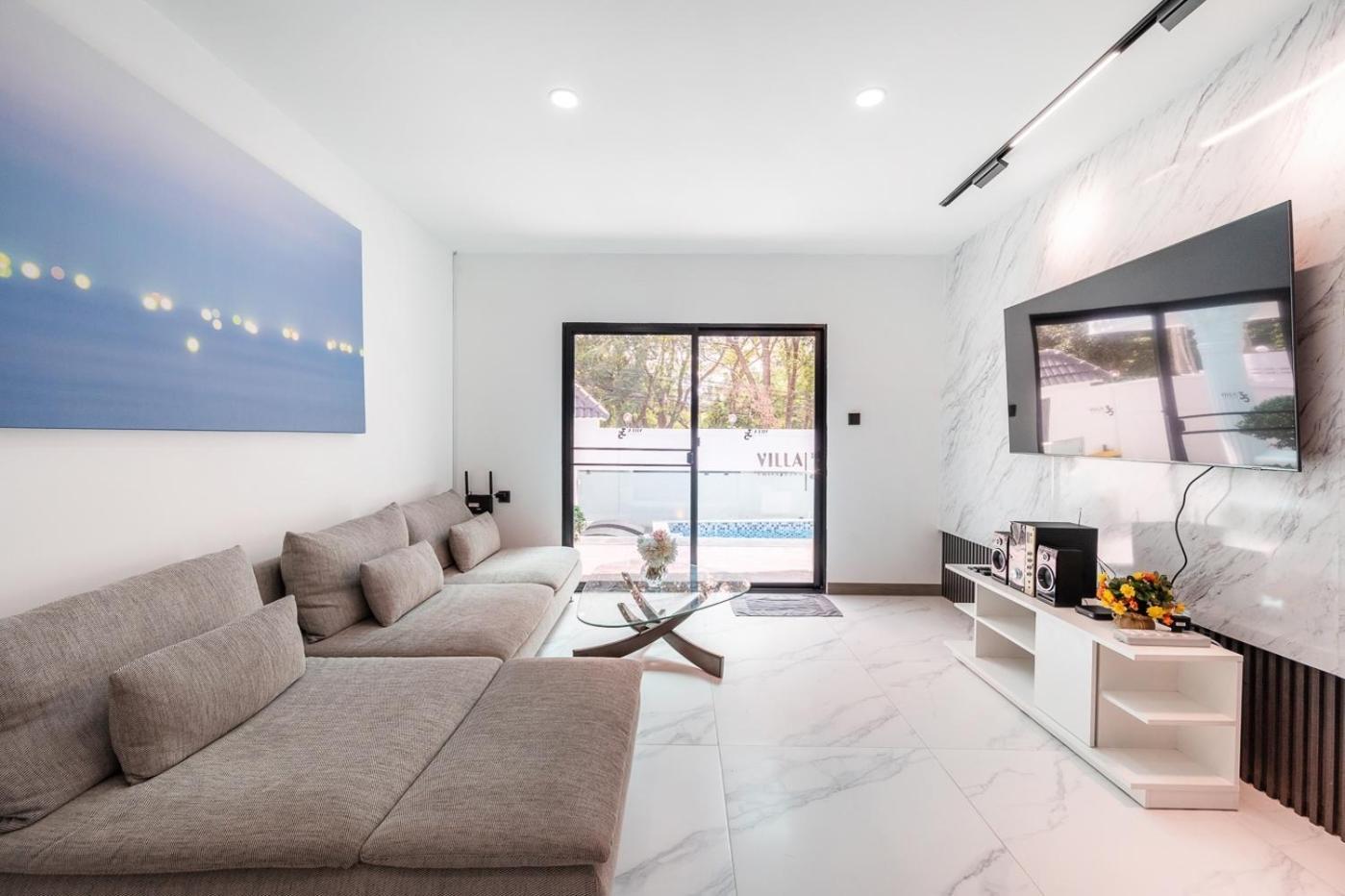35 Wongamart Villa