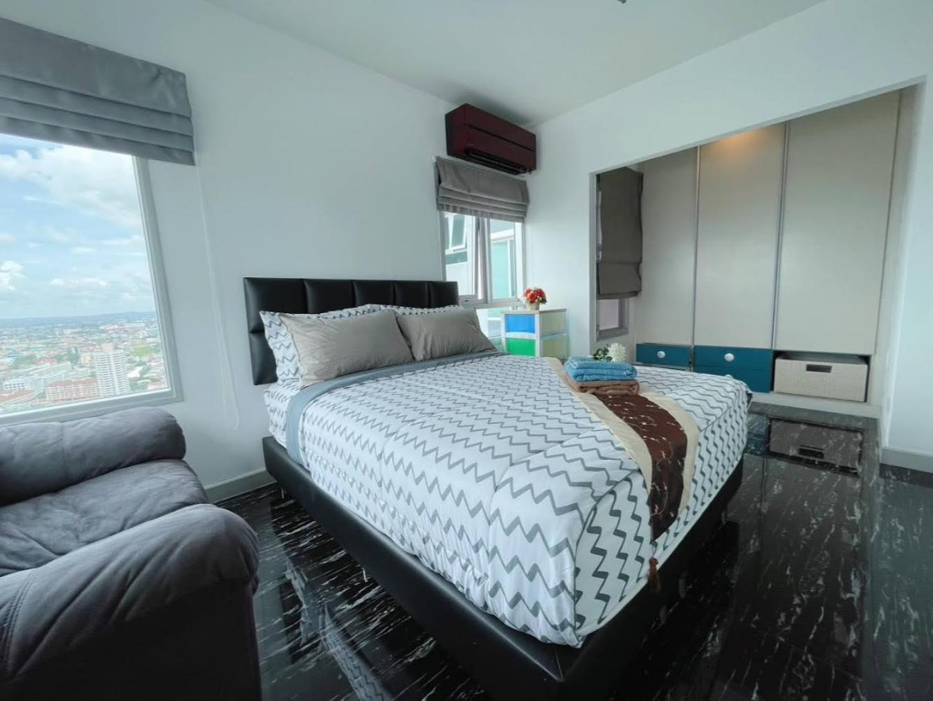 Centric Sea Pap Cafe Apartment Pattaya