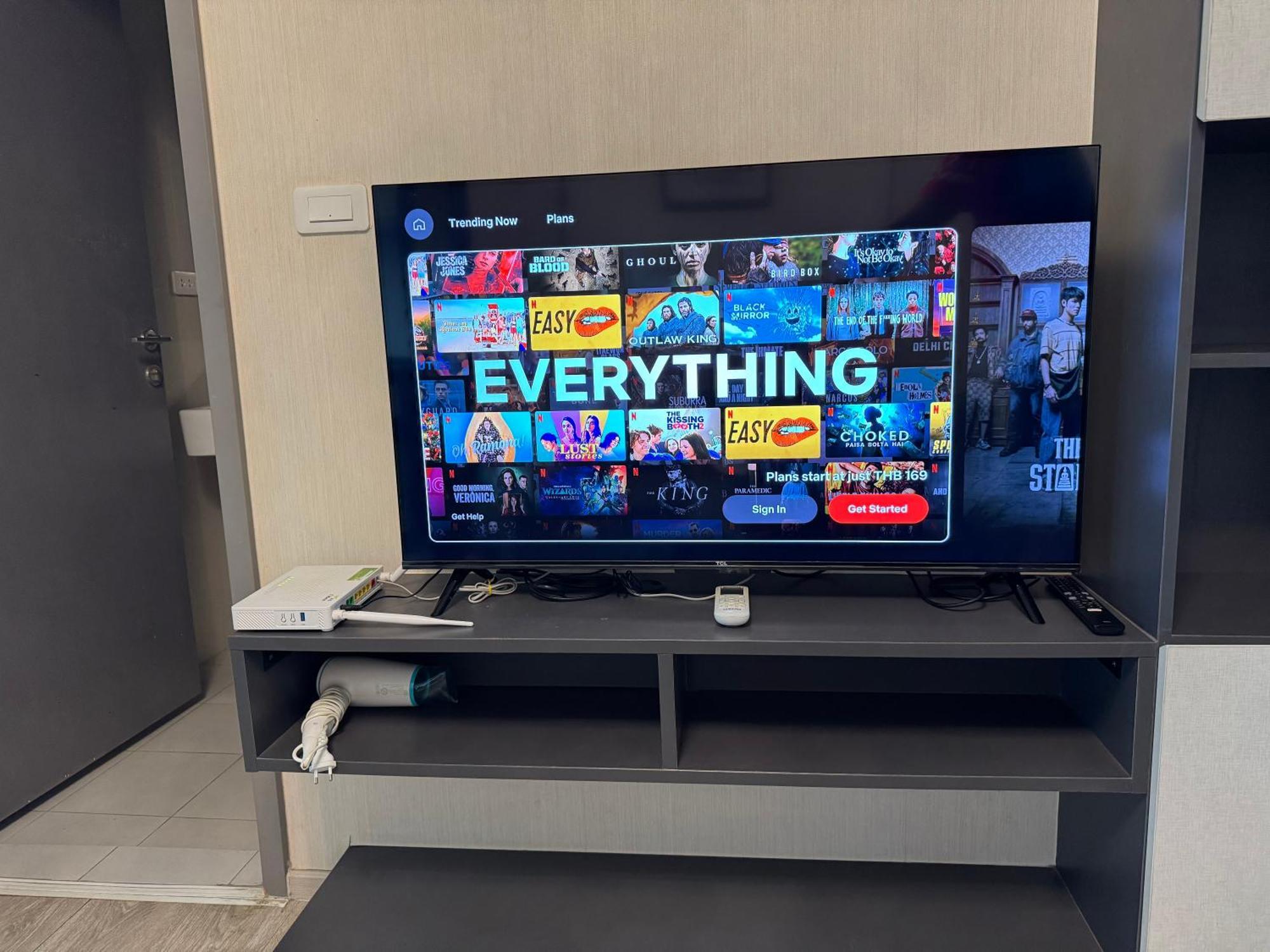 芭提雅市中心the Base 高端公寓酒店 Pattaya