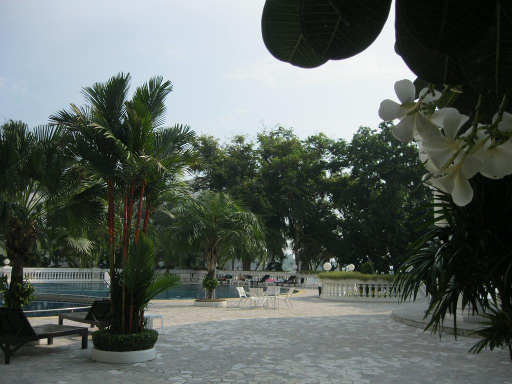 Sky Orchid Beachfront Pattaya