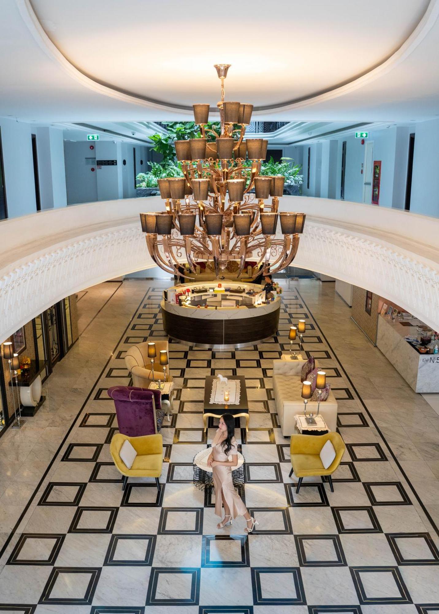 Sirin Exclusive And 4*