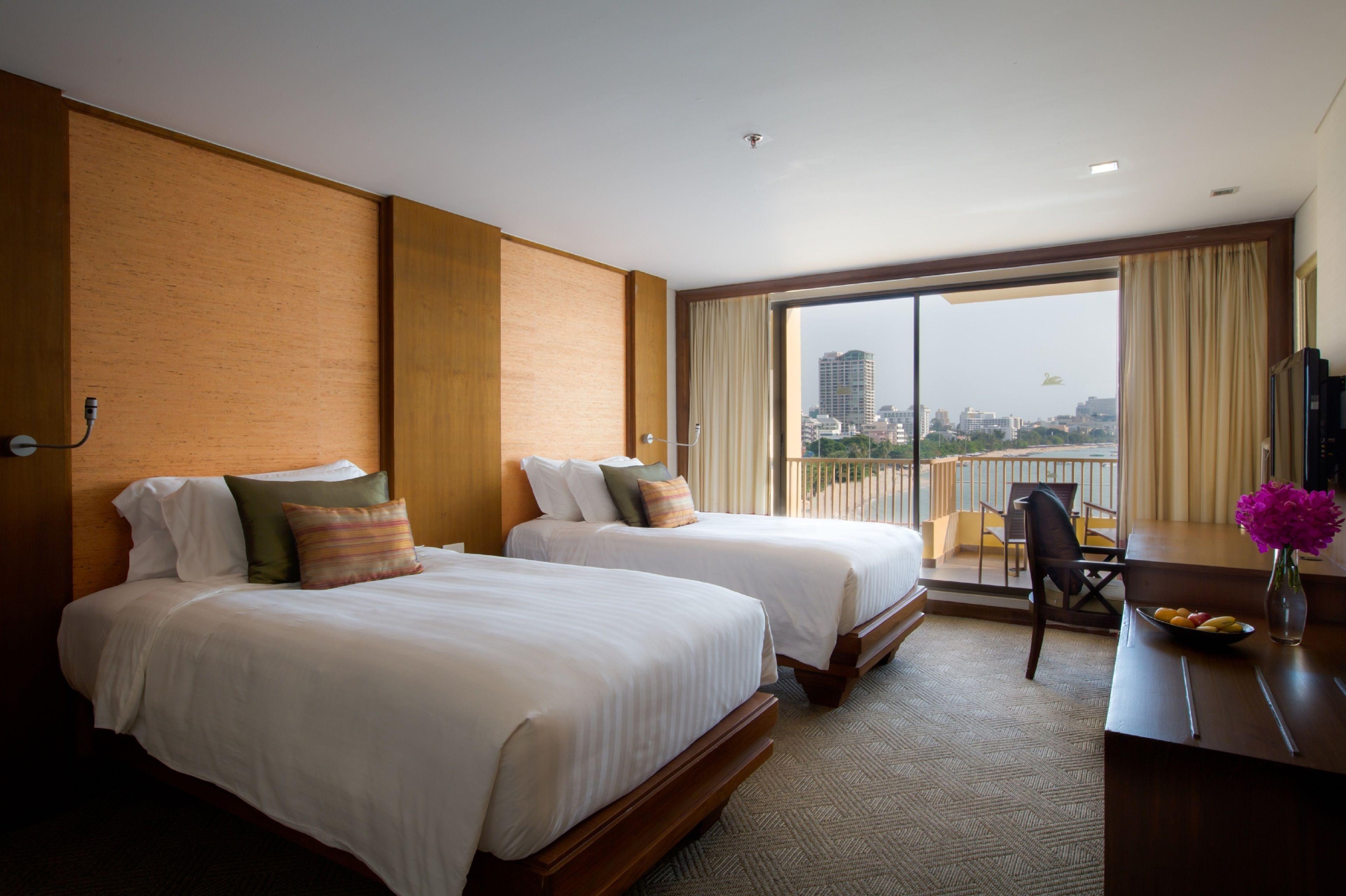 Dusit Thani 5*