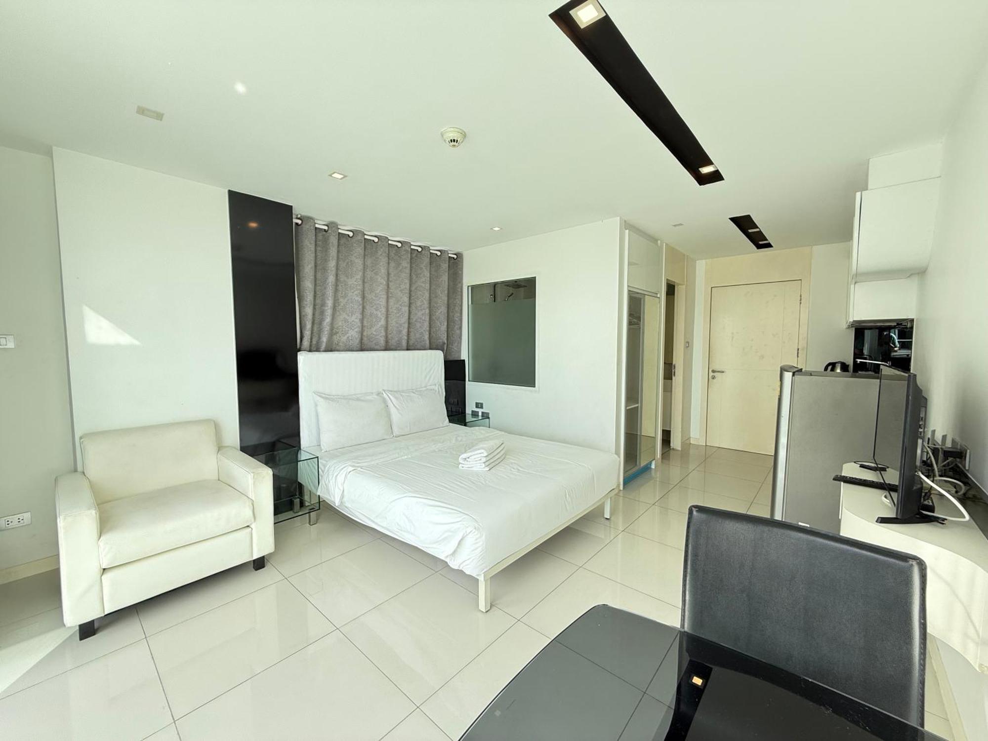 Center By K Apartment *