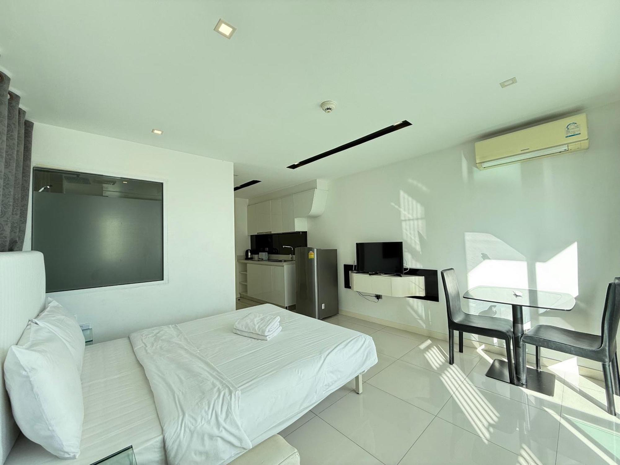 Center By K * Pattaya