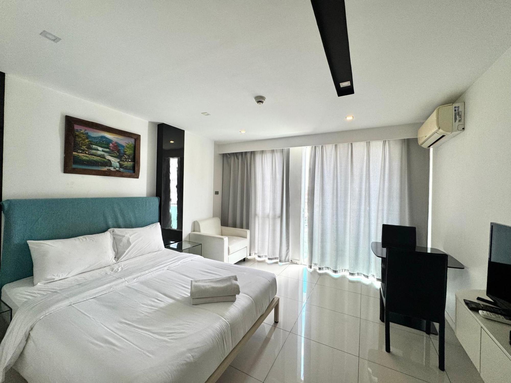 Center By K Apartment