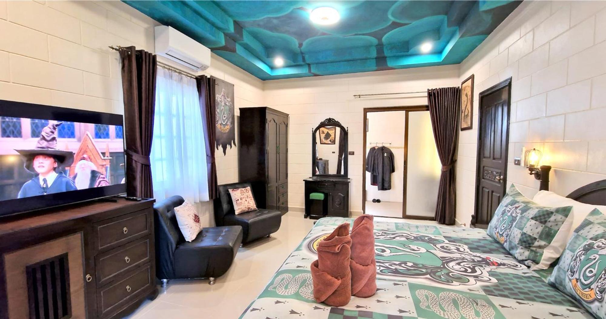 Potterland Luxury Pool Walking Street 6 Bedrooms * Pattaya