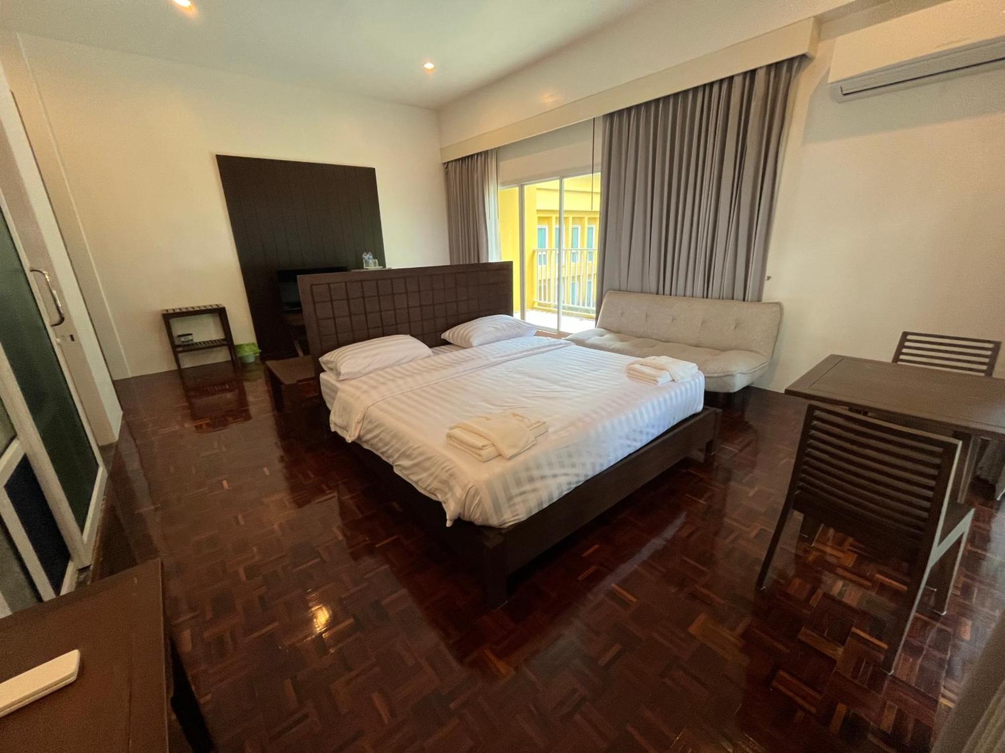 Lodge Molecular Cloud Pattaya