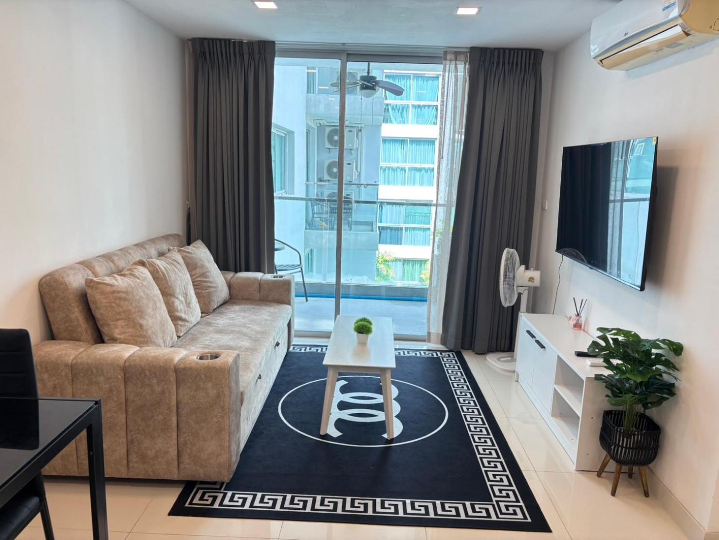 Park Royal 3, Pratamnak Soi 6, Apartment *