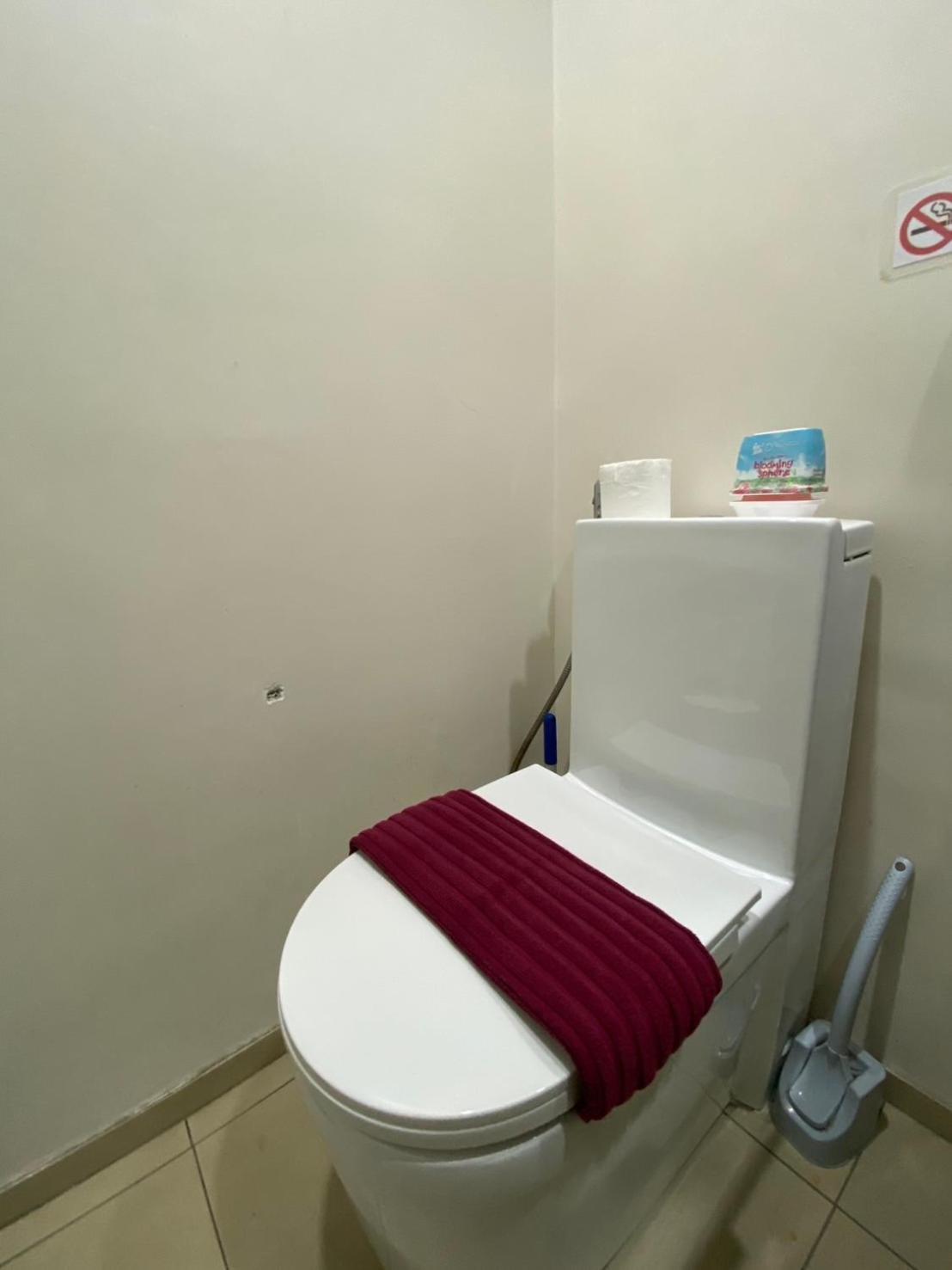 High Floor Sea View 2 Bed Room- Excellent Location * Pattaya