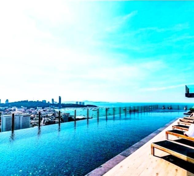 The Base New * Pattaya