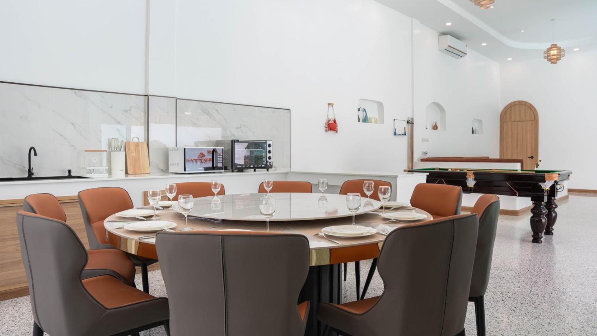 Downtown Oasis 芭提雅市中心独栋泳池别墅 A 5卧6卫 Ktv Bbq 芭提雅海滩步行街500m Villa *