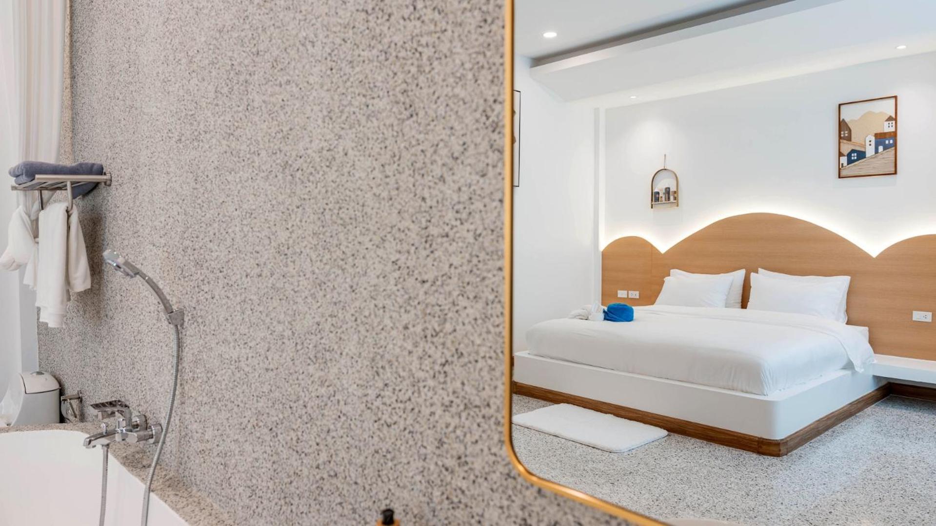 Downtown Oasis 芭提雅市中心独栋泳池别墅 A 5卧6卫 Ktv Bbq 芭提雅海滩步行街500m Villa Pattaya