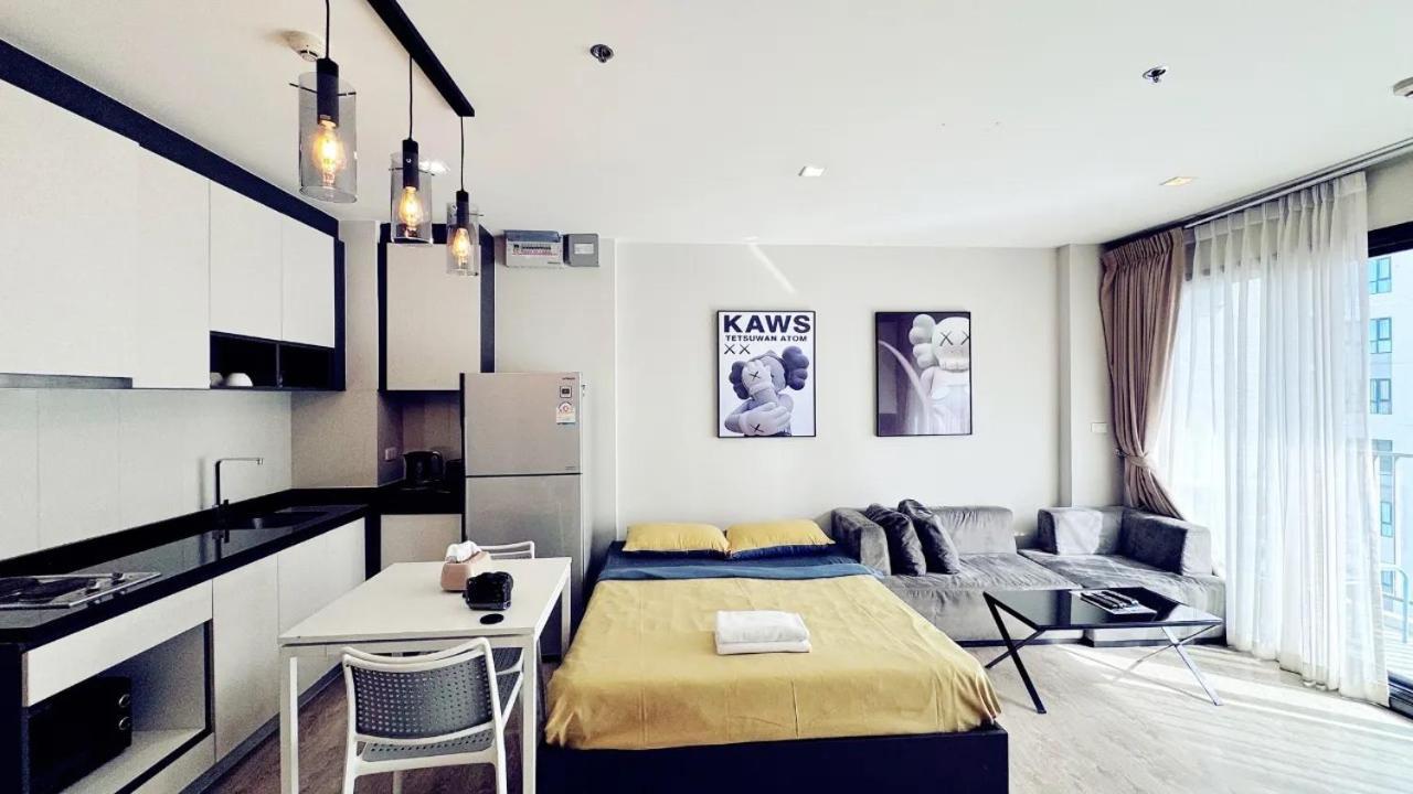 The Base Sea View Pattaya