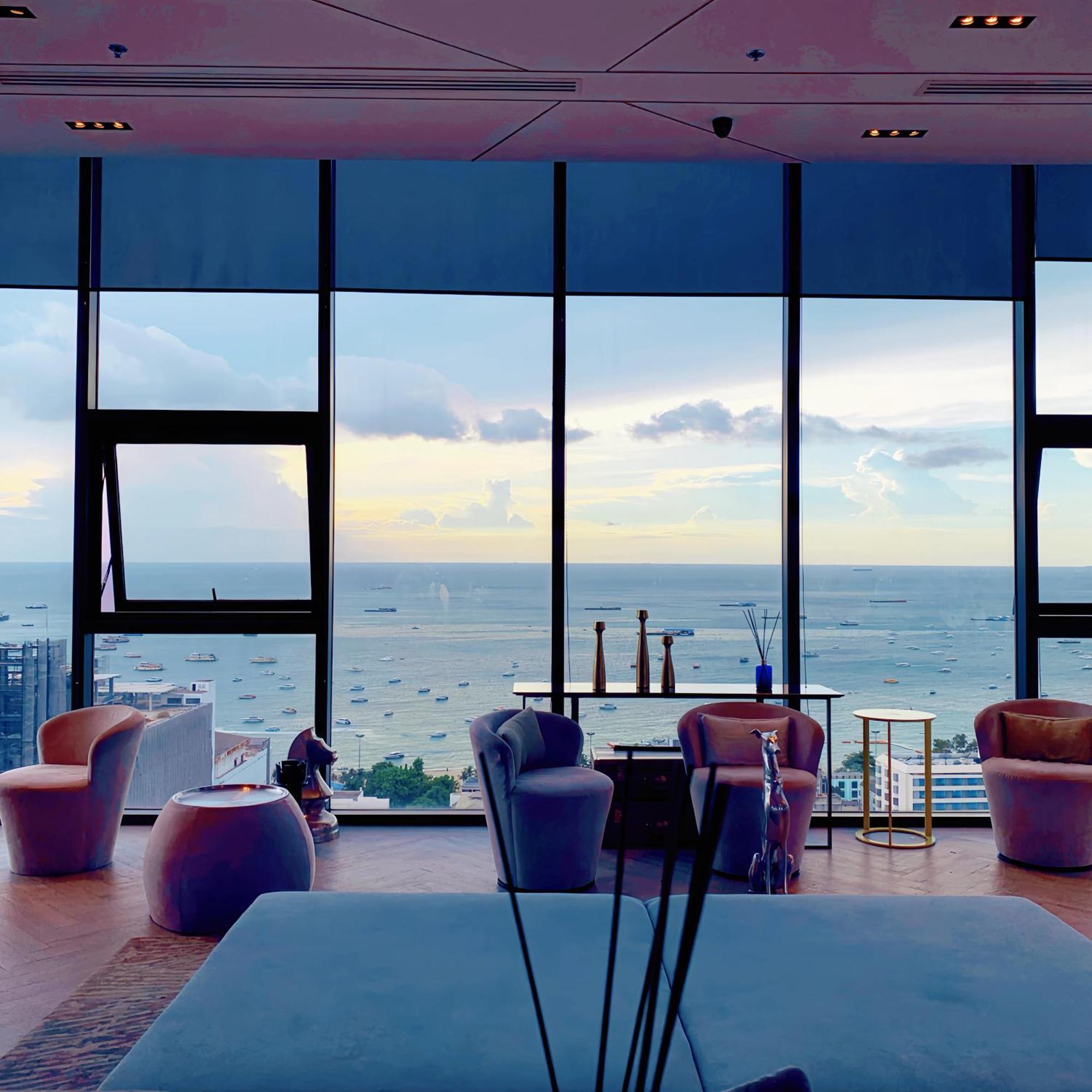 Apartment The Base Sea View