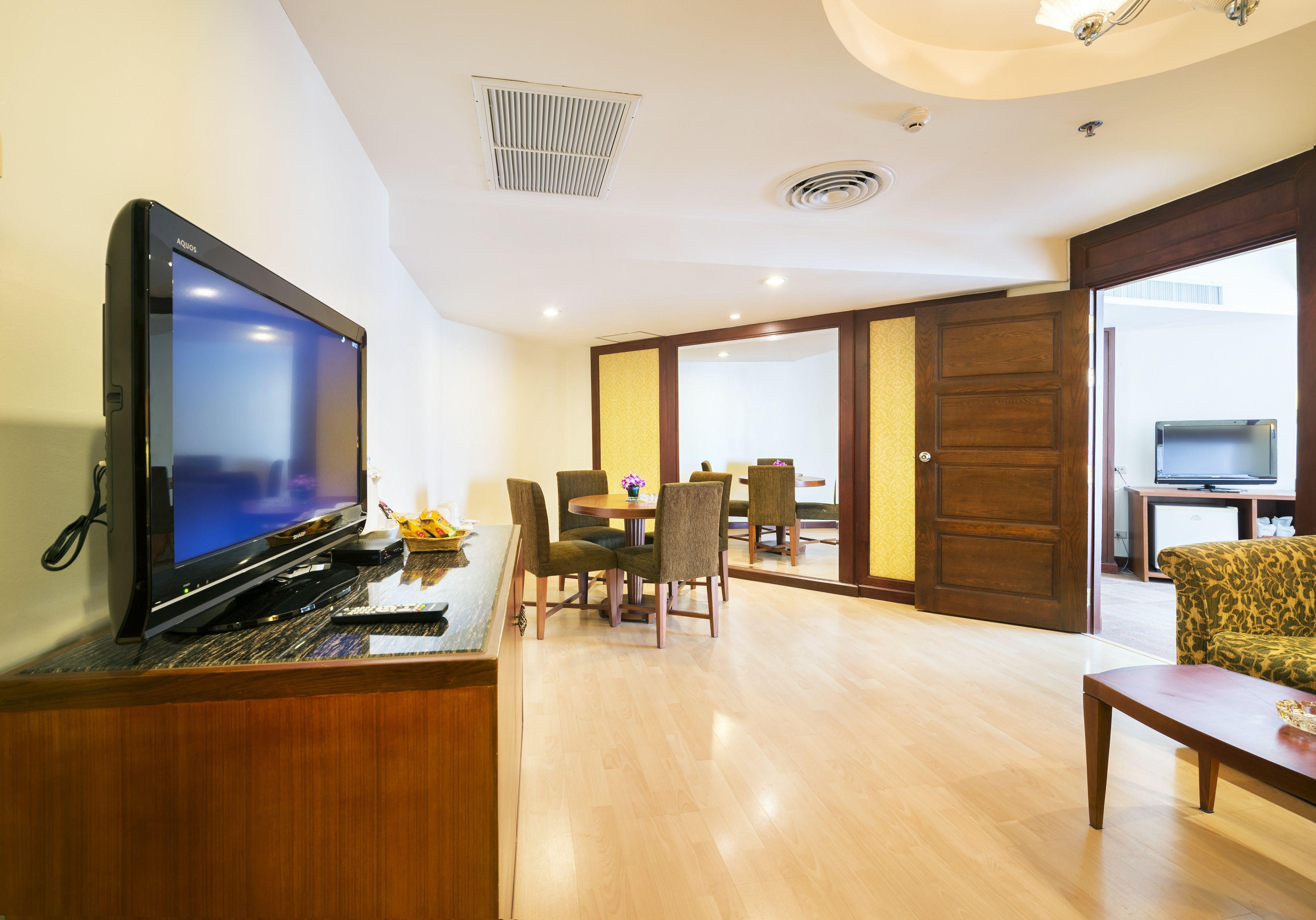 Jomtien Palm & - Family-friendly โรงแรม